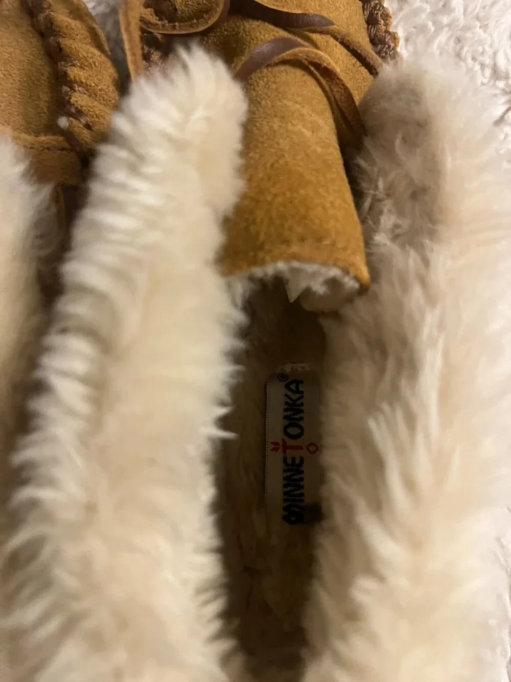Childrens Minnetonka leather moccasin slippers